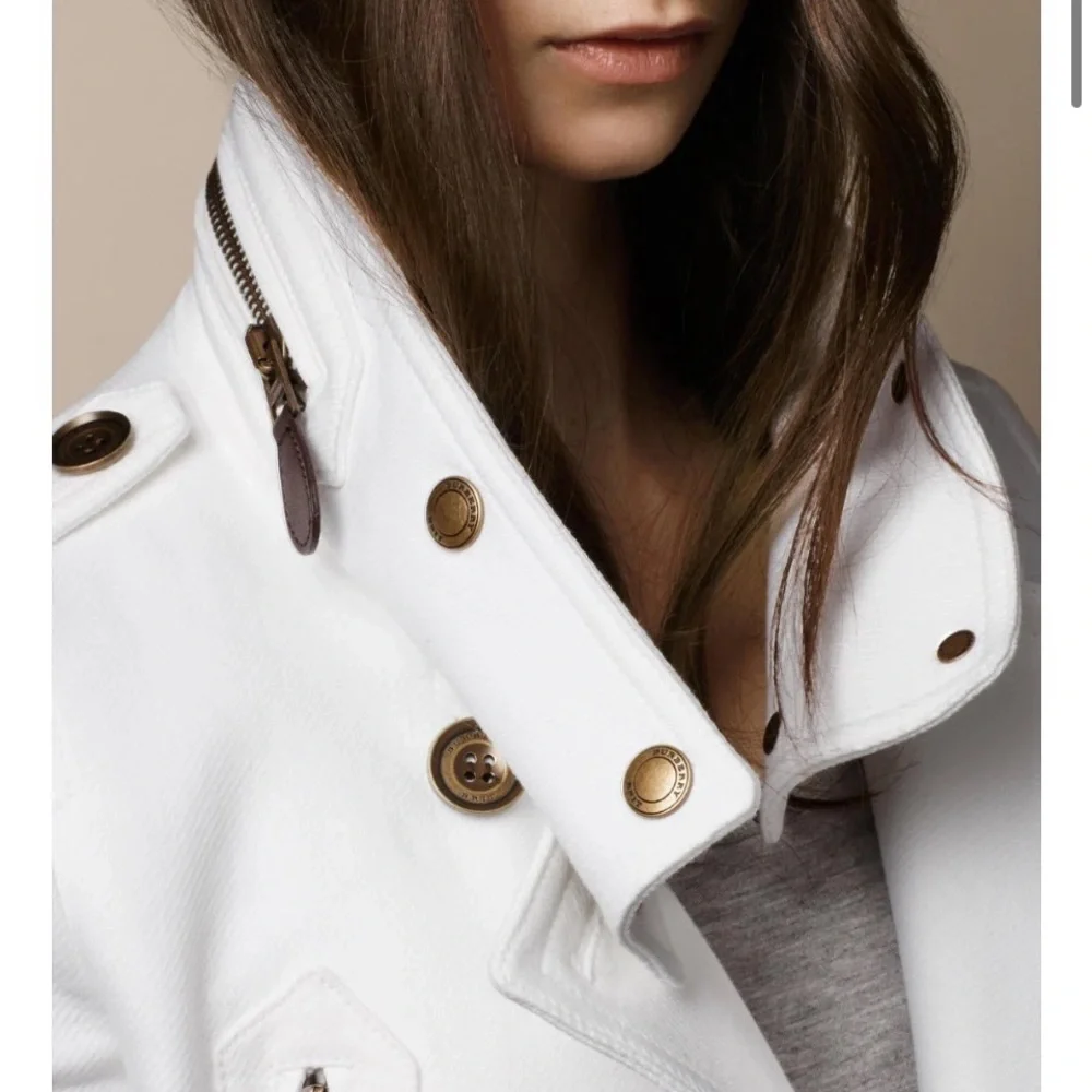 NWT Burberry Wilford double breasted coat - Picture 2 of 15